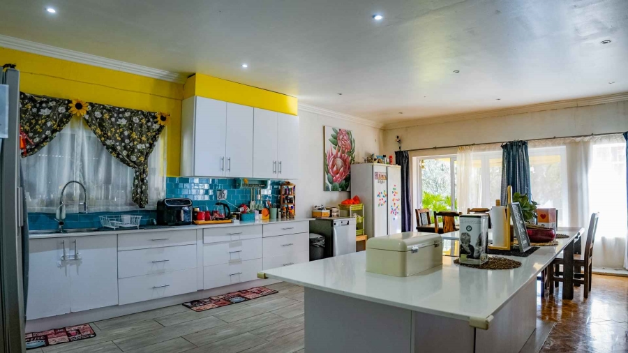 4 Bedroom Property for Sale in Kwaggafontein Free State